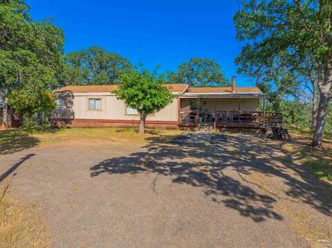 14610 Hanks Drive, Red Bluff, CA 96080