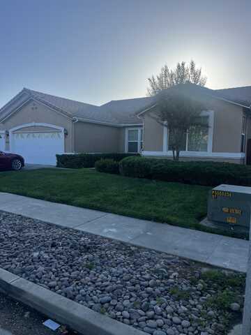 1734 Firestone Drive, Tulare, CA 93274