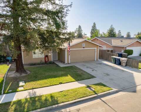1025 Belmont Street, Tulare, CA 93274