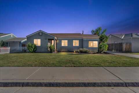 816 Washington Street, Hanford, CA 93230