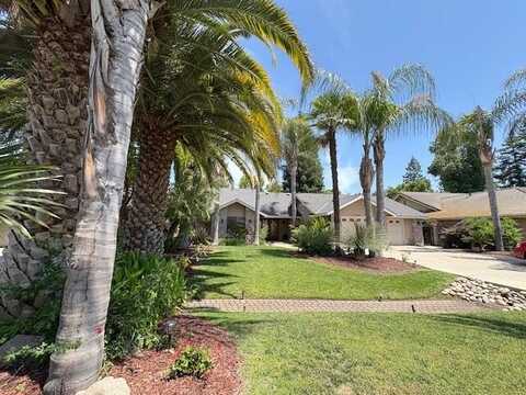 1536 N Tamarack Street, Visalia, CA 93291