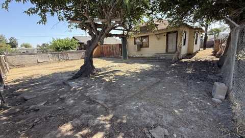 30566 Ivy Road, Goshen, CA 93227