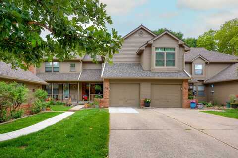 1070 50th Street unit: 3D, West Des Moines, IA 50266