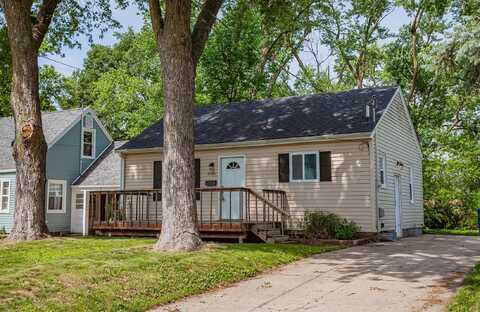 3516 54th Street, Des Moines, IA 50310