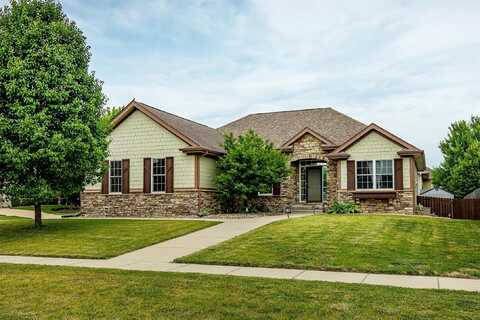 1736 Ashwood Drive SW, Altoona, IA 50009