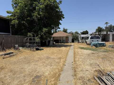 439 S Bridge Street, Visalia, CA 93291