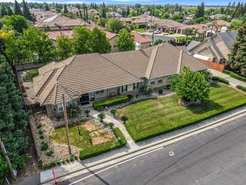 2615 N Linwood Street, Visalia, CA 93291