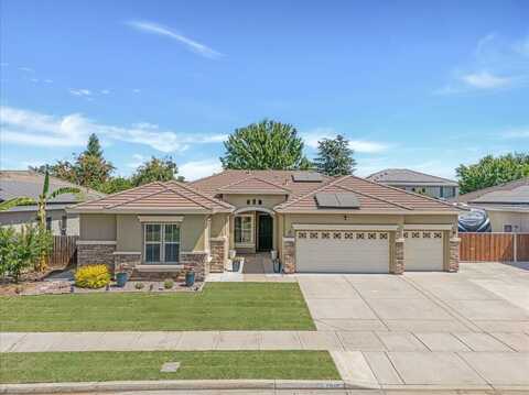 2948 W Clinton Court, Visalia, CA 93291