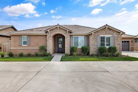 3239 N Rova Court, Visalia, CA 93291