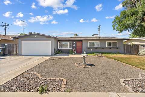 255 E Earl Way, Hanford, CA 93230