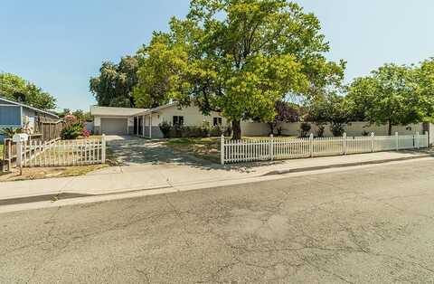 709 Keith Street, Lemoore, CA 93245
