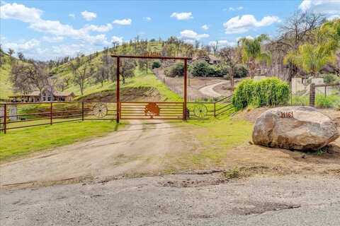 31161 Meadowlark Lane, Springville, CA 93265