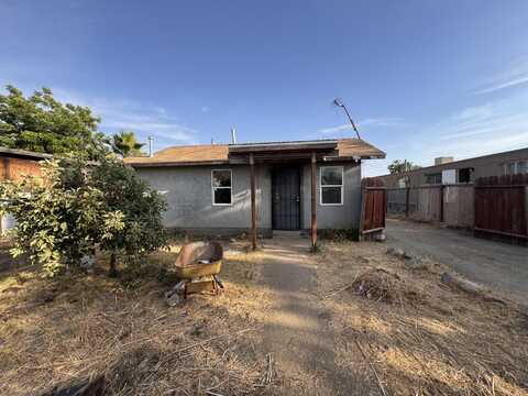 1571 E Crabtree Avenue, Porterville, CA 93257