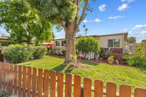 2400 W Midvalley Avenue, Visalia, CA 93277