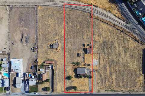 1240 E K Avenue, Visalia, CA 93292