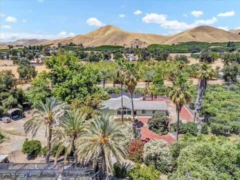 31497 Success Valley Drive, Porterville, CA 93257