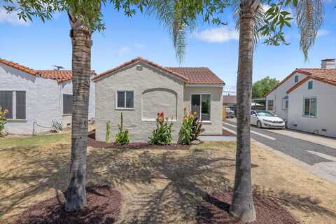 1321 N Harris Street, Hanford, CA 93230
