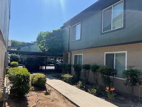 4875 E Mckinley Avenue, Fresno, CA 93703