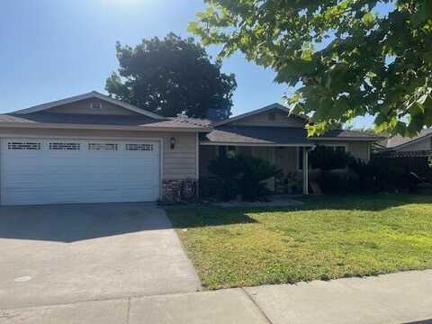 860 S Kazarian Street, Tulare, CA 93274