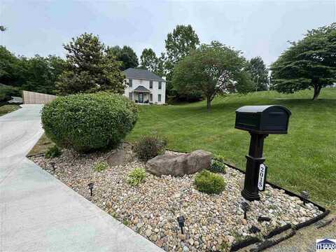 2015 Deer Lake Drive, Martinsville, IN 46151