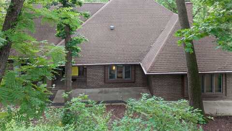 111 Zwart Road, Des Moines, IA 50312