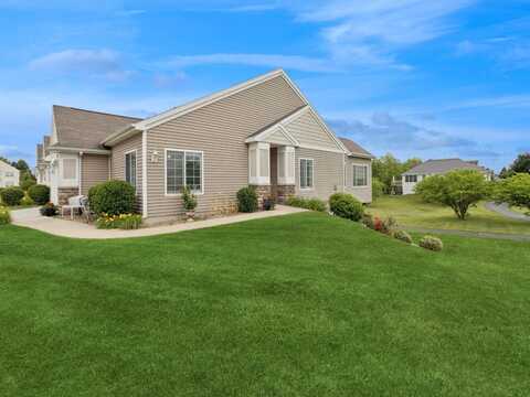1025 NE Greenview Drive, Ankeny, IA 50021