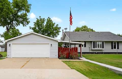 315 SE 2nd Street, Melcher Dallas, IA 50163