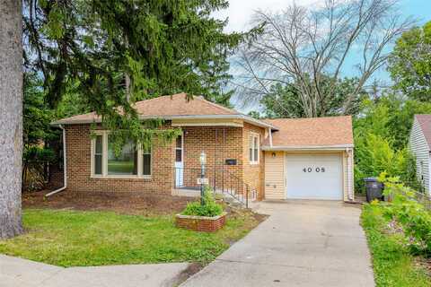 4008 Douglas Avenue, Des Moines, IA 50310