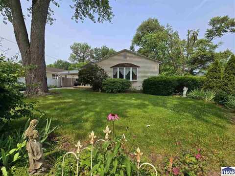 2711 27th Street, Terre Haute, IN 47802