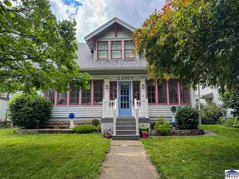 2207 S 7th Street, Terre Haute, IN 47802