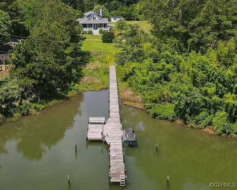 69 Light Keeper Lane, Hallieford, VA 23068
