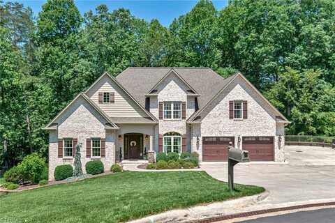 1611 Woodrun Drive, Wilkesboro, NC 28697