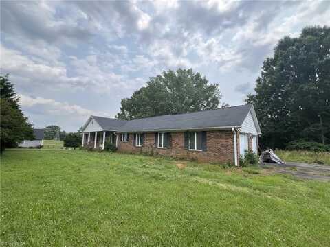 7403 Friendship Ledford Road, Winston Salem, NC 27107