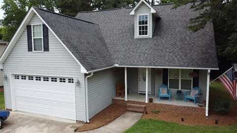 73 Harris Farm Court, Thomasville, NC 27360