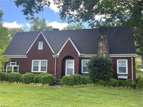 7945 Broad Street, Rural Hall, NC 27045