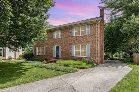 1601 Heraldry Lane, Greensboro, NC 27455