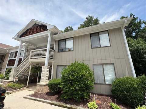 402 Liberty Place, Archdale, NC 27263