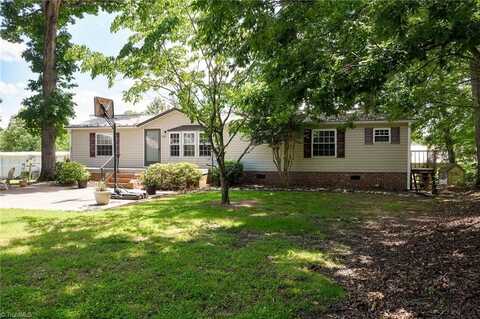 6550 Bullard Farm Road, Walnut Cove, NC 27052