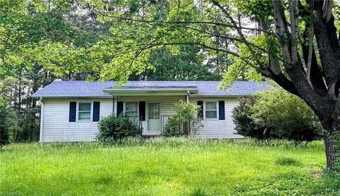225 Dan Bryant Road, Pilot Mountain, NC 27041