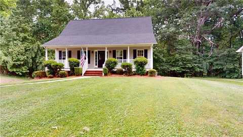 131 Foxcroft Drive, Mount Airy, NC 27030