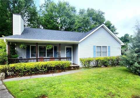6008 Southcrest Drive, Clemmons, NC 27012