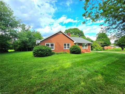 158 Country Club Road, State Road, NC 28676