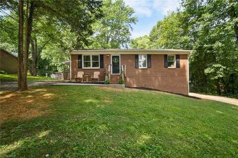 4918 Kaysboro Drive, Winston Salem, NC 27105