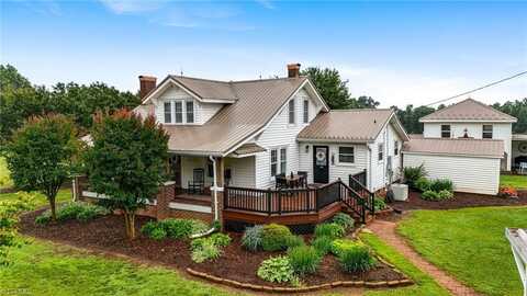 3412 Smithtown Road, East Bend, NC 27018