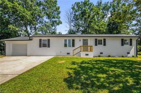 284 Meadowdale Drive, Denton, NC 27239