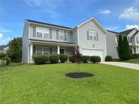 3933 Cameron Creek Drive, Matthews, NC 28105