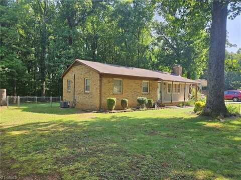 4917 Streamside Drive, Mc Leansville, NC 27301