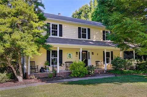 3901 Braddock Road, High Point, NC 27265