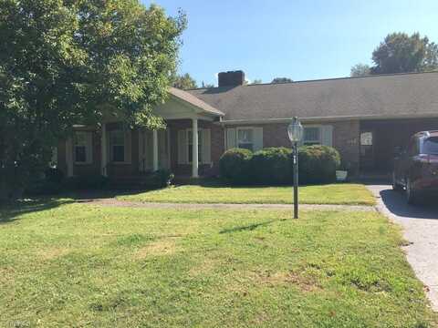 234 Hylton Street, Mount Airy, NC 27030