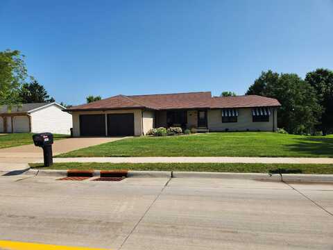 2992 Hales Mill, Dubuque, IA 52002